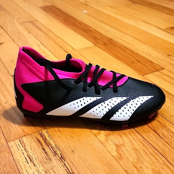 Adidas pink and black soccer cleats - Picture 2 of 4